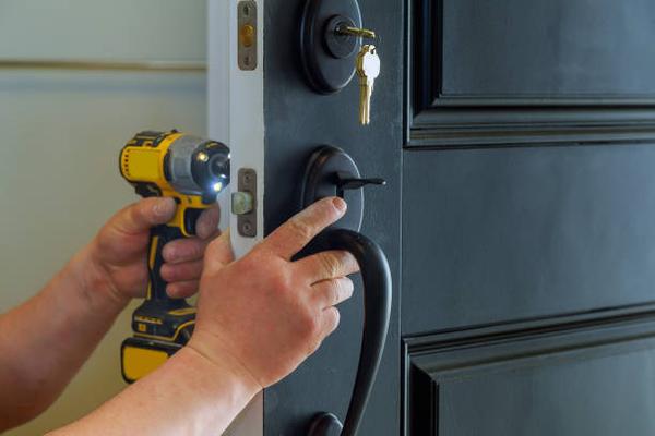 Enhance Your Home’s Security with Quality Garage Door Repairs