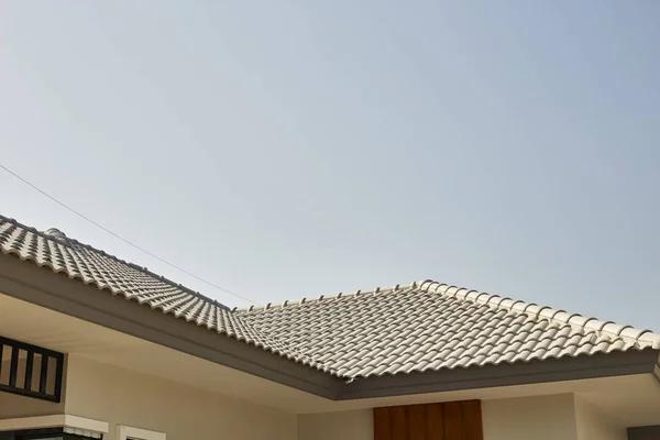 Choosing the Right Roof Replacement Contractor in Atlanta